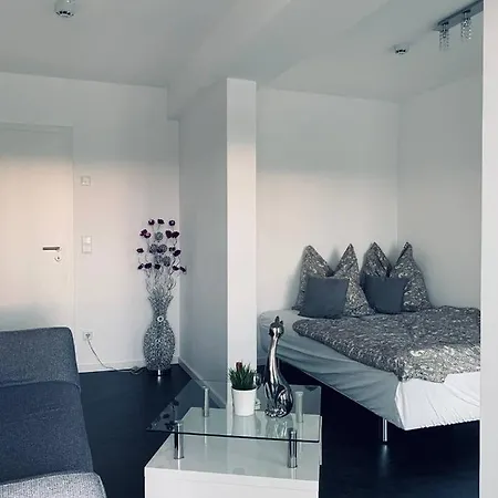 Mit Penthouse Charakter In Drezda