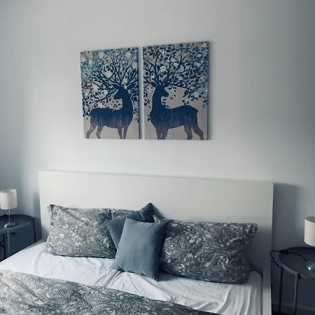 Mit Penthouse Charakter In *